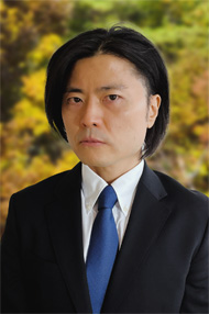松岡 亮二